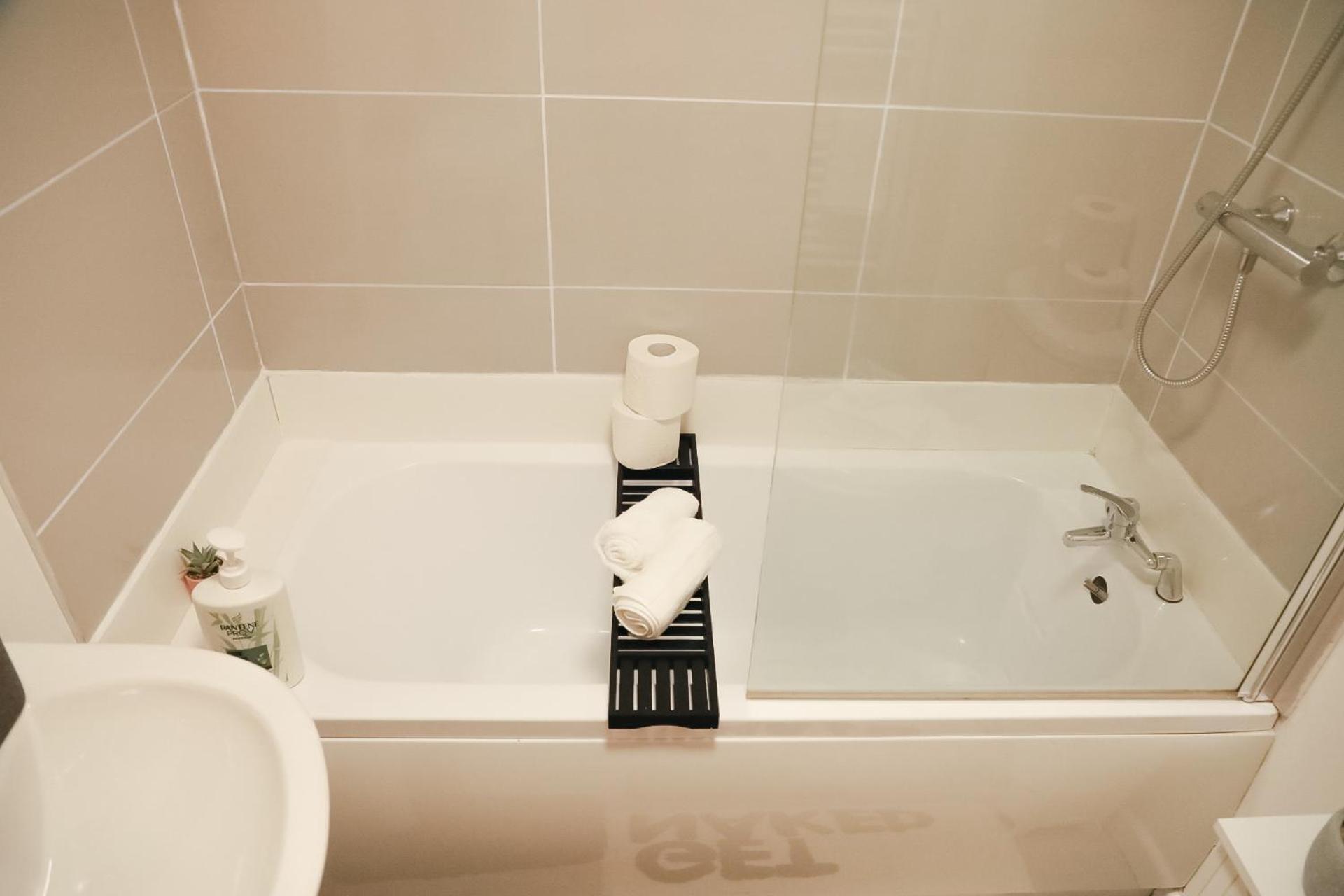 1 Bedroom Apartment Bradford City Centre Foster Square Luaran gambar